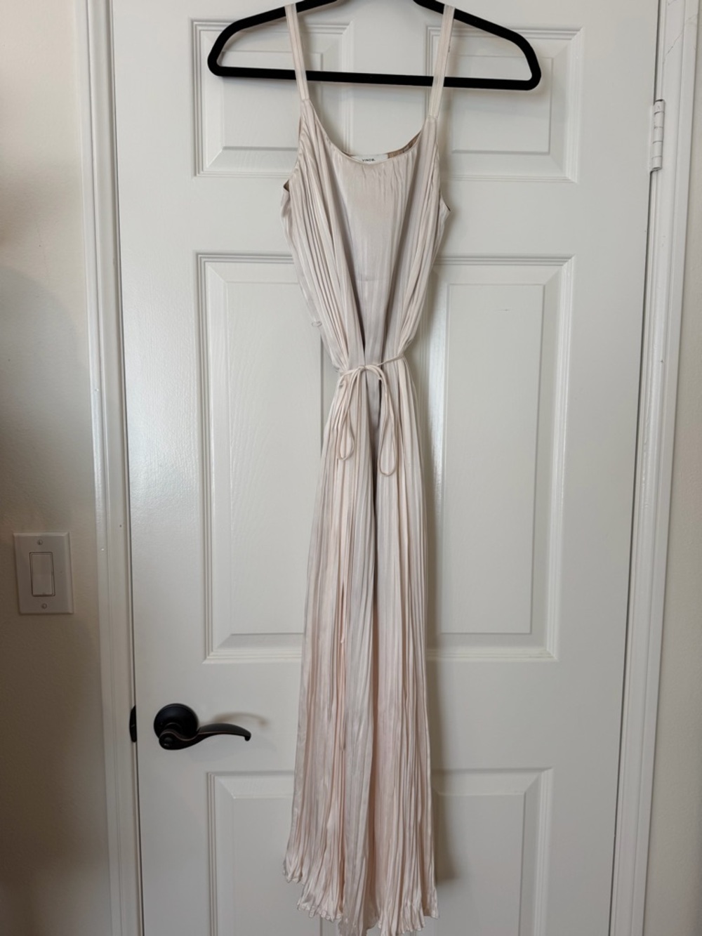 Vince Champagne 🍾 Pleated Maxi Dress with Waist Tie - Picture 2 of 5